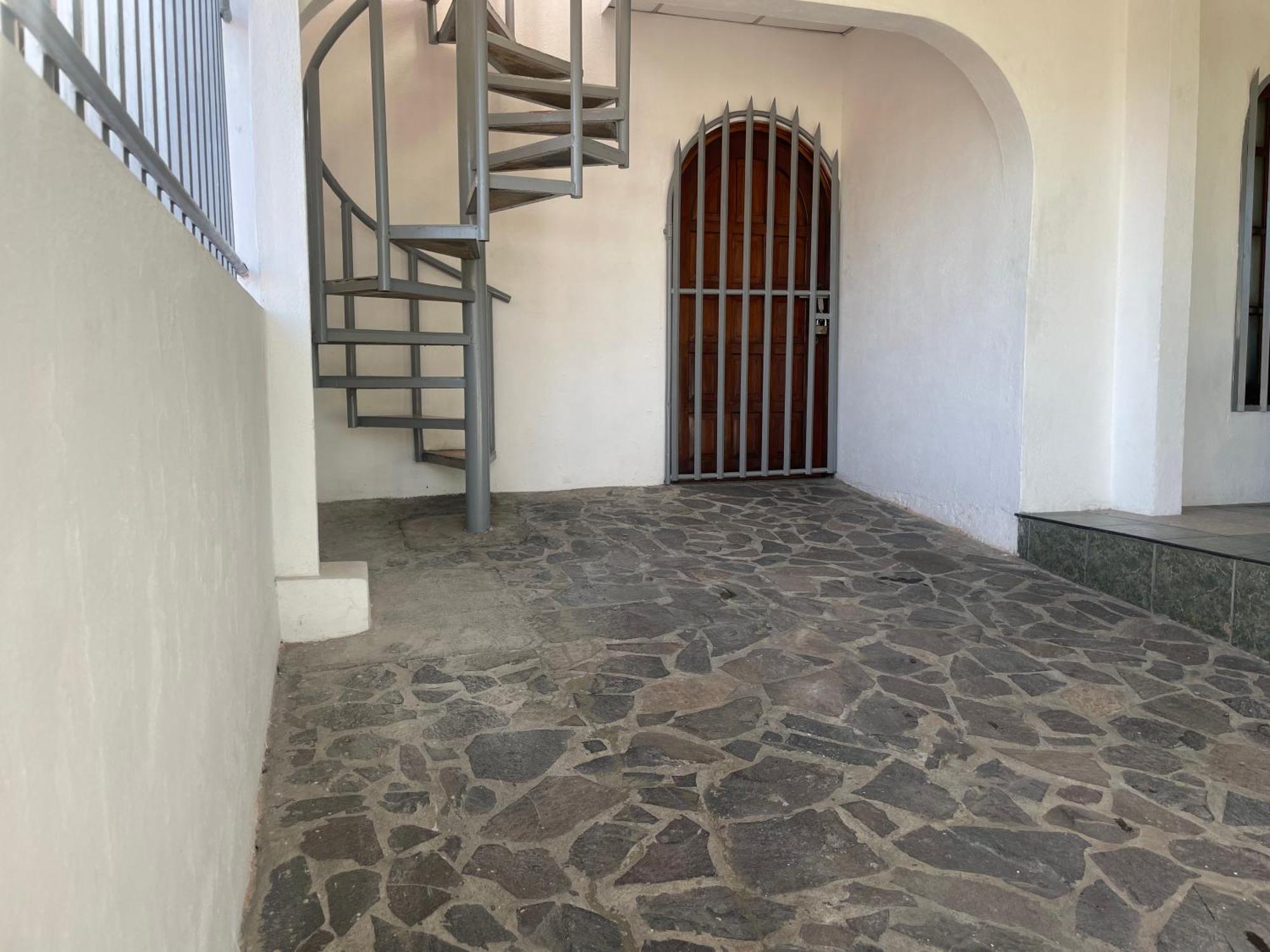 Casa Robles - Your Stay Near Airport 马那瓜湖 外观 照片