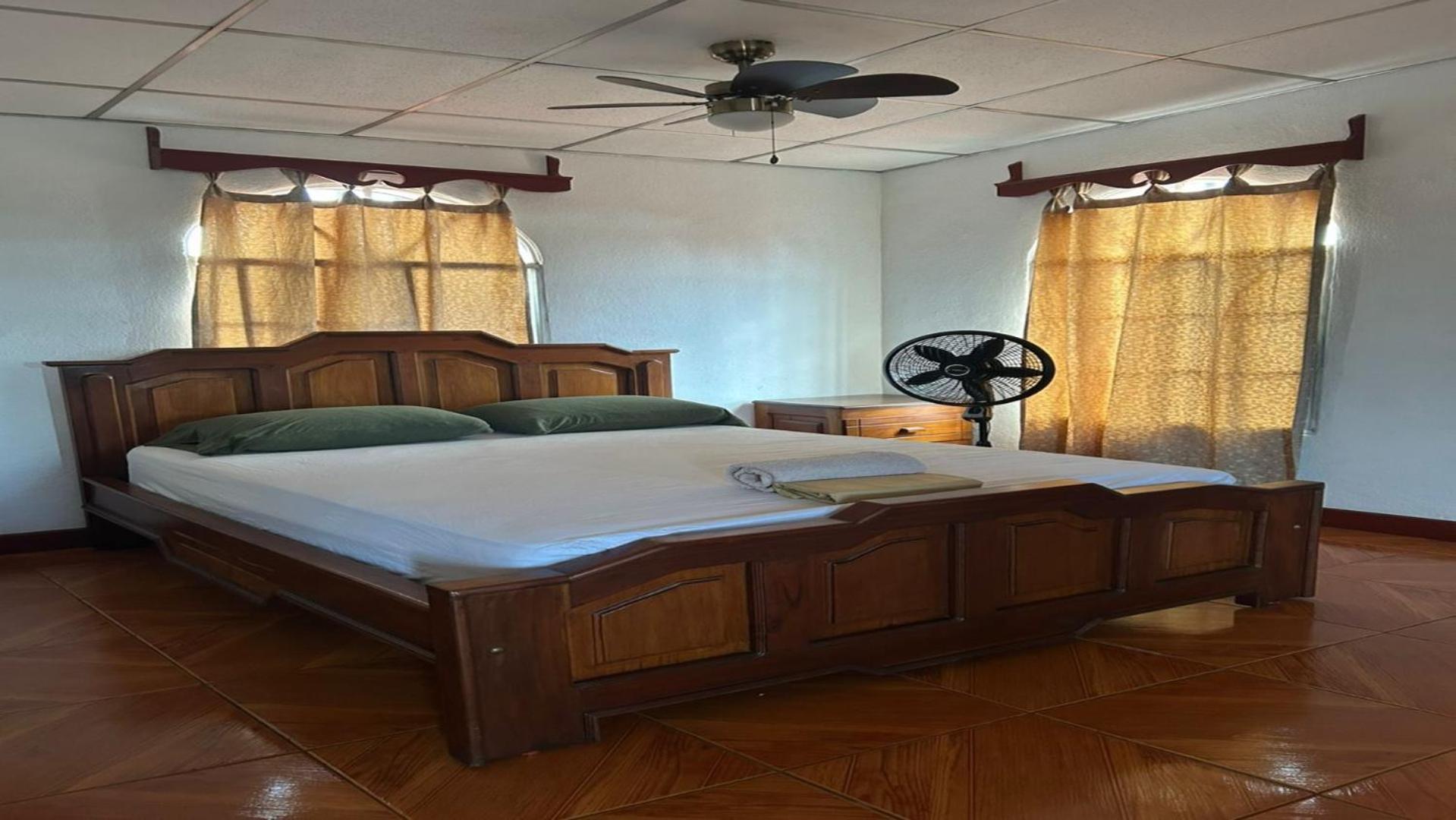 Casa Robles - Your Stay Near Airport 马那瓜湖 外观 照片